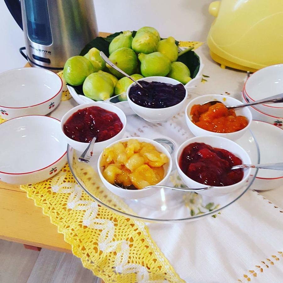 Le Soste Di Finzia Bed & Breakfast Ликата Екстериор снимка